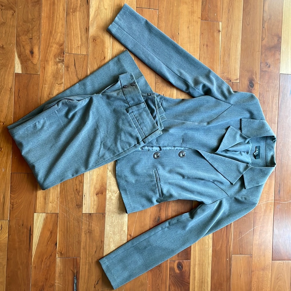 Gray dress pant and blazer set